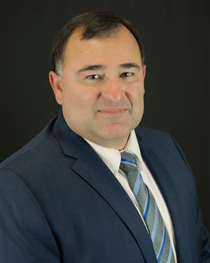 Pete Perez Headshot 